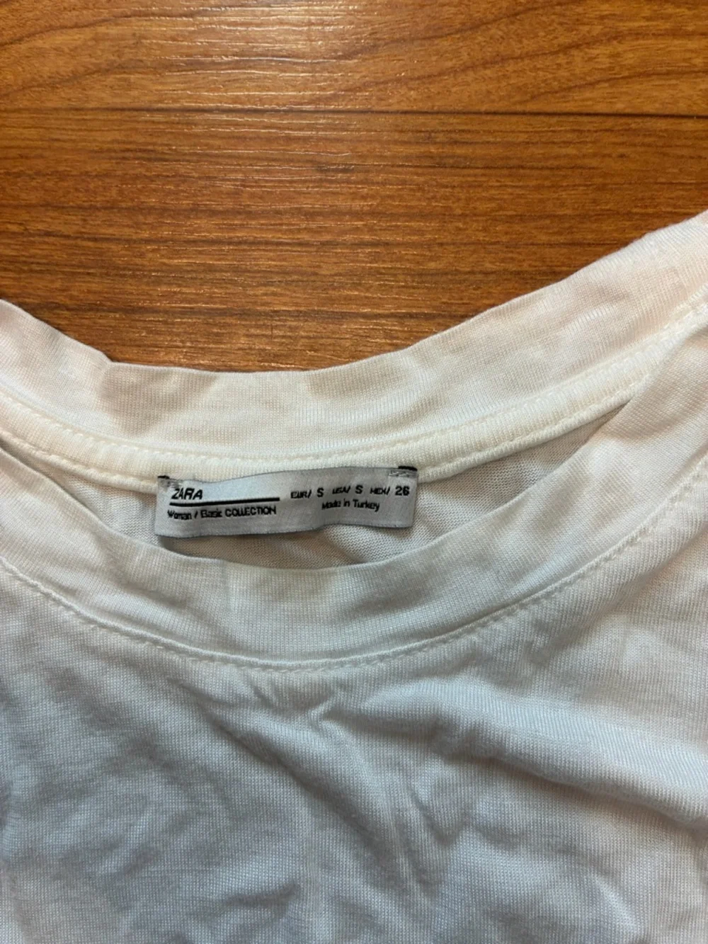 Lululemon Leggings + Zara Tee Bundle – Athleisure Set Size S / 2